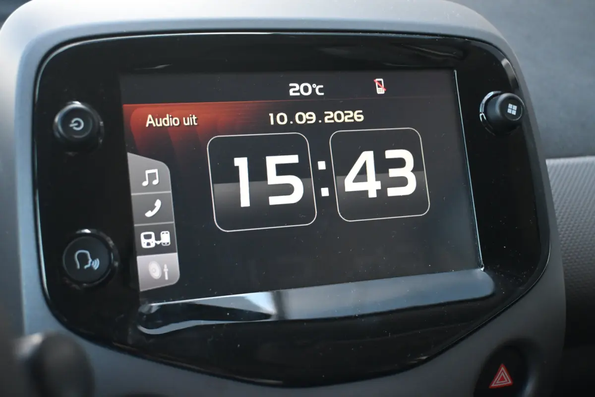 1.0 e-VTi Active | Navi by App | Achteruitrijcamera | Airco | Elektr. Ramen |