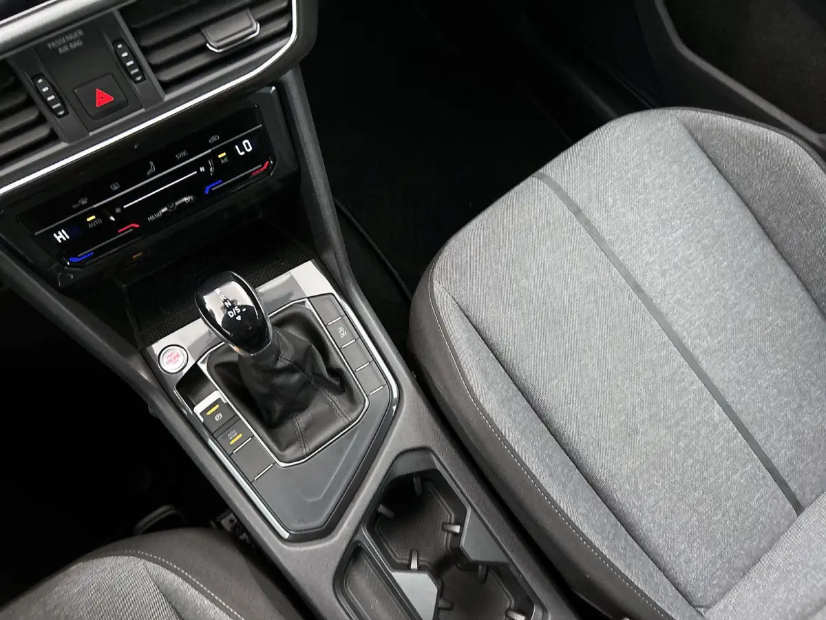 1.5 TSI Style Business Intense AUTOMAAT | ACHTERUITRIJCAMERA | NAVIGATIE | APPLE CARPLAY / ANDROID AUTO | STUURWIELVERWARMING | CLIMATE CONTROL | KEYLESS |