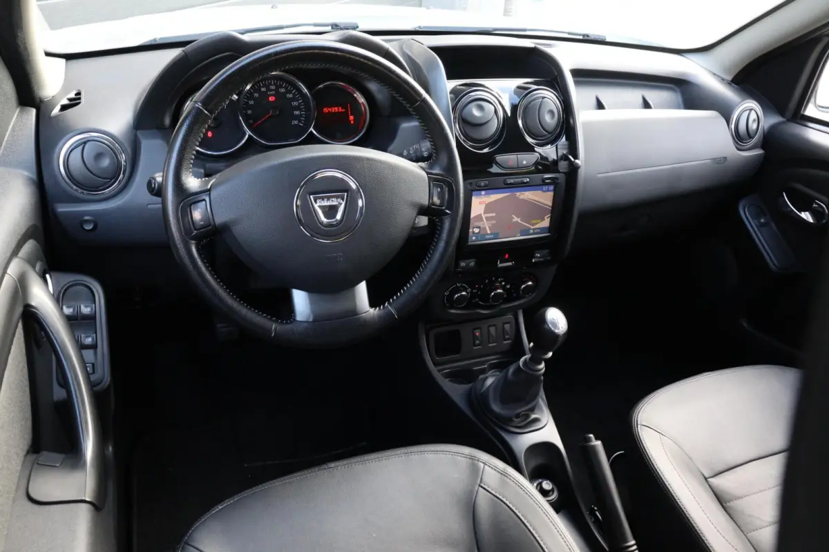 1.5 dCi l AIRCO l NAVI l CAMERA l TREKHAAK l CRUISE CONTROL