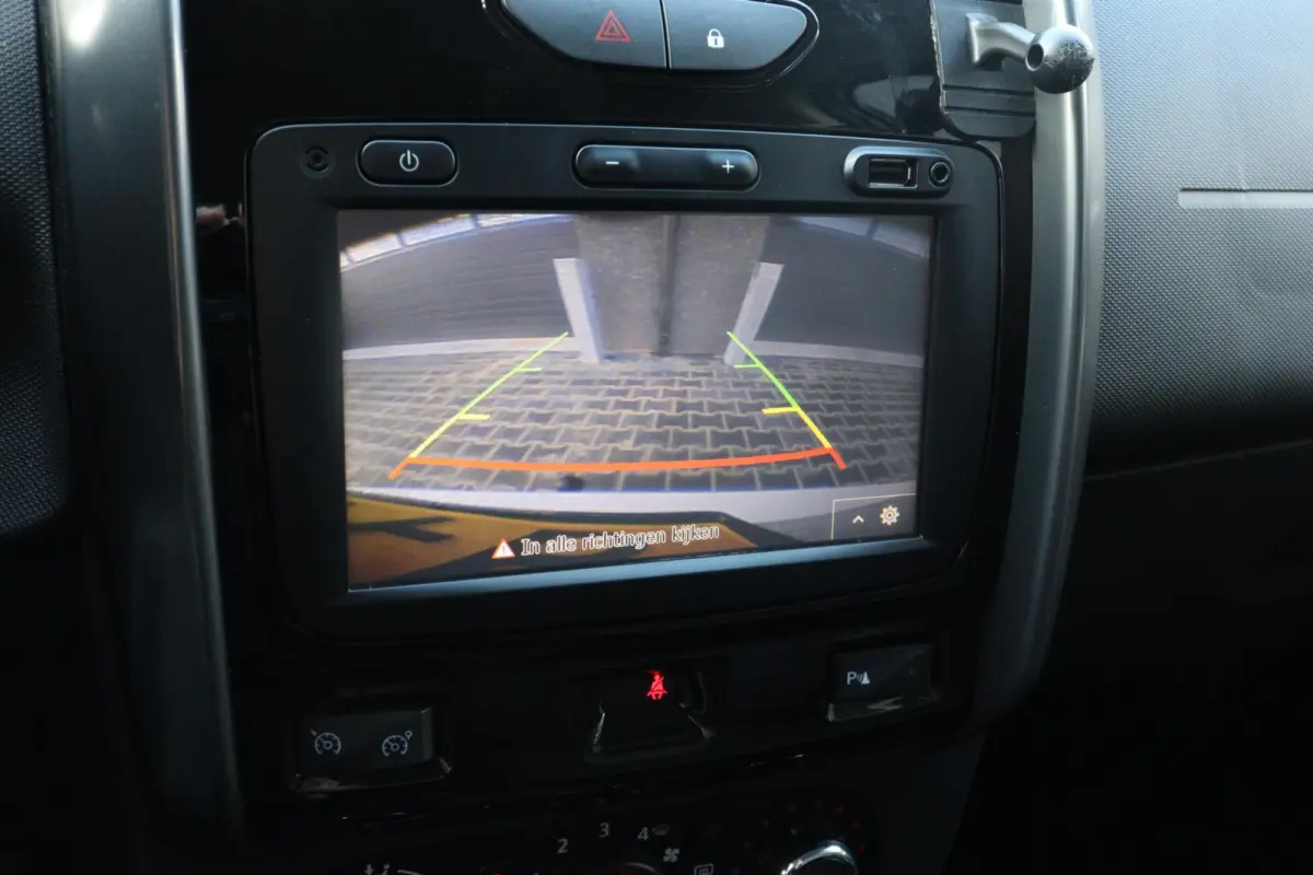 1.5 dCi l AIRCO l NAVI l CAMERA l TREKHAAK l CRUISE CONTROL