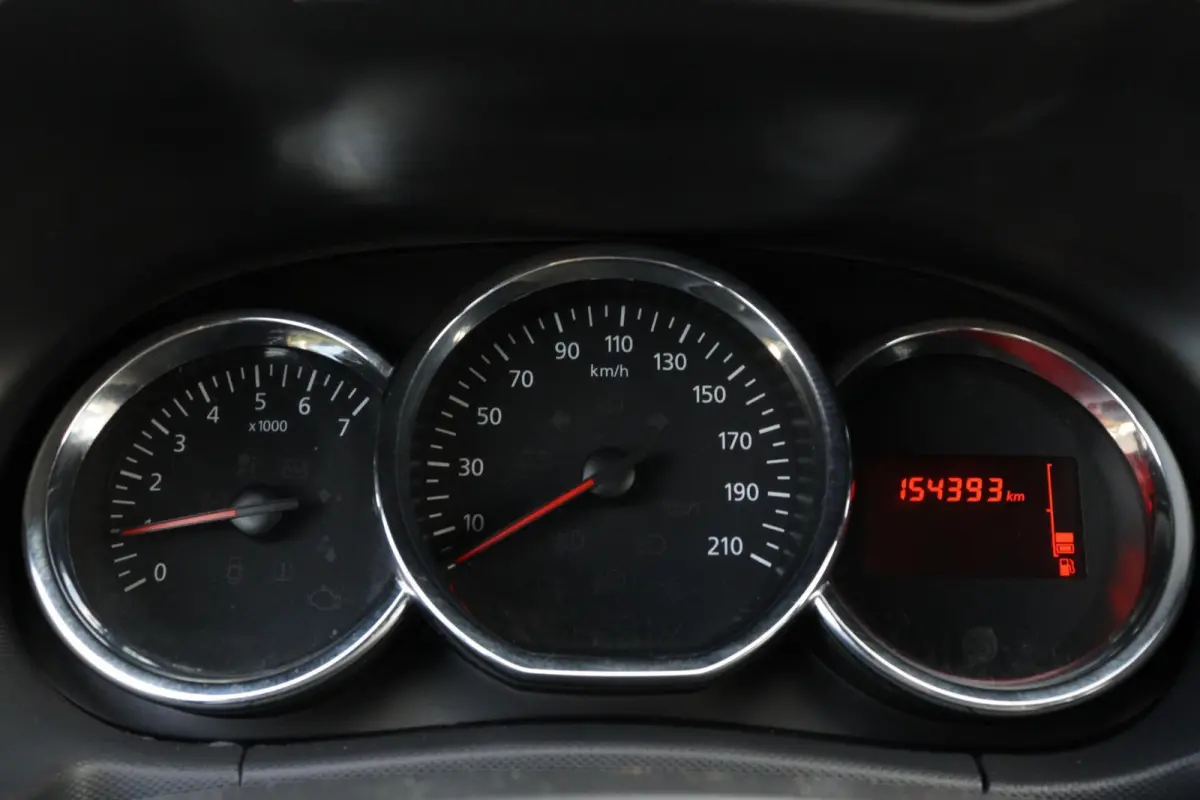 1.5 dCi l AIRCO l NAVI l CAMERA l TREKHAAK l CRUISE CONTROL