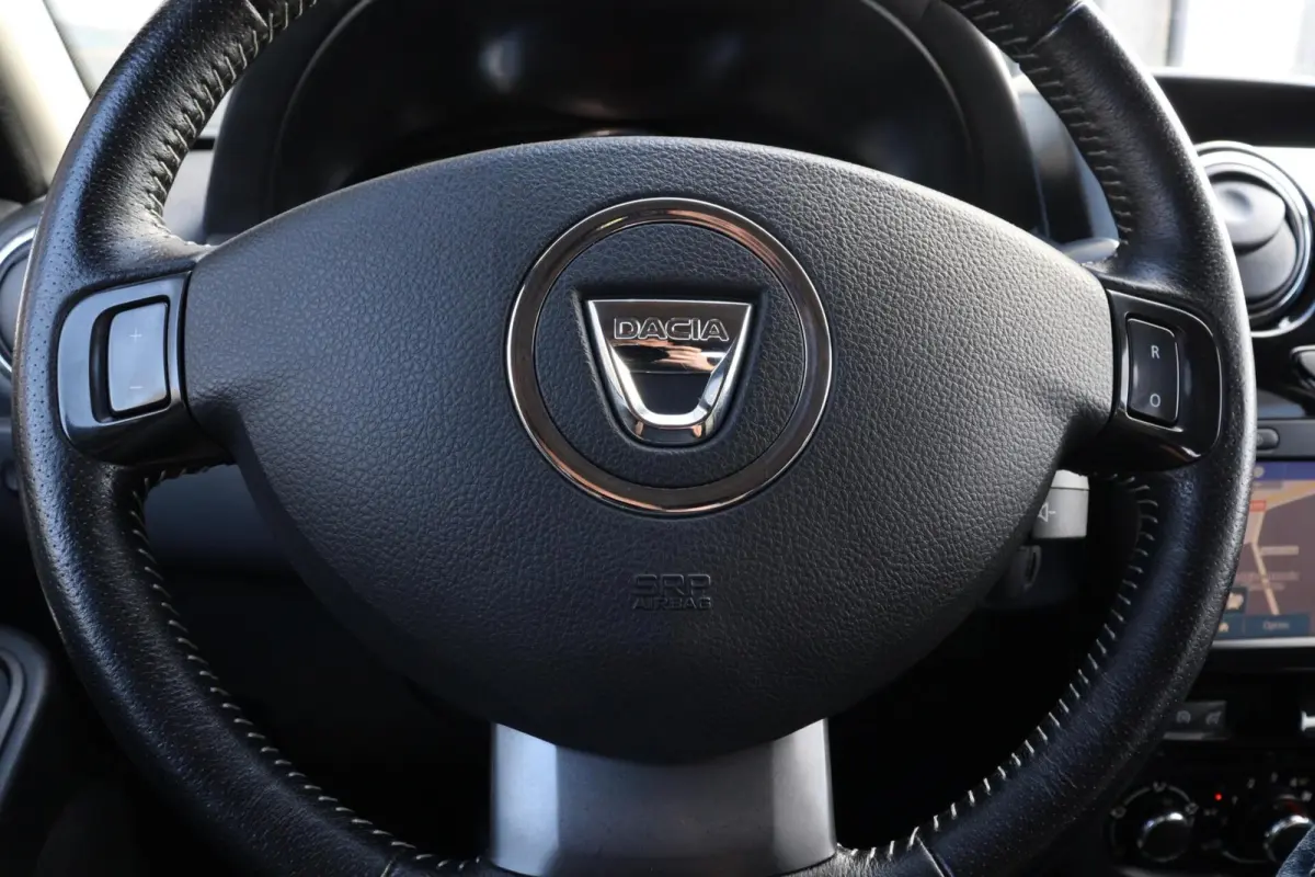 1.5 dCi l AIRCO l NAVI l CAMERA l TREKHAAK l CRUISE CONTROL