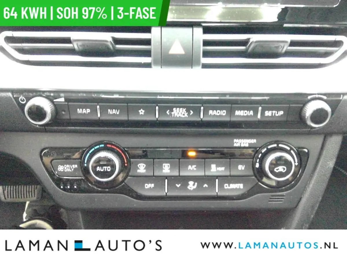 DynamicPlusLine 64 kWh | SOH 97% | 3-fase | Open dak CarPlay ECC Nav ACC 17" LMV LED Camera Metallic | EV Voorschoten