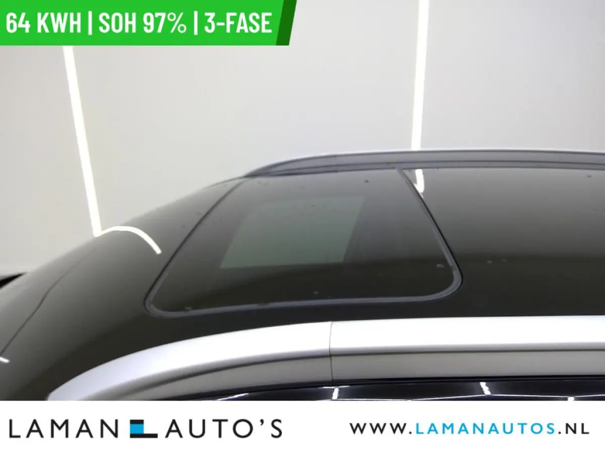 DynamicPlusLine 64 kWh | SOH 97% | 3-fase | Open dak CarPlay ECC Nav ACC 17" LMV LED Camera Metallic | EV Voorschoten