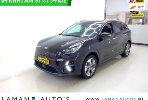 DynamicPlusLine 64 kWh | SOH 97% | 3-fase | Open dak CarPlay ECC Nav ACC 17" LMV LED Camera Metallic | EV Voorschoten