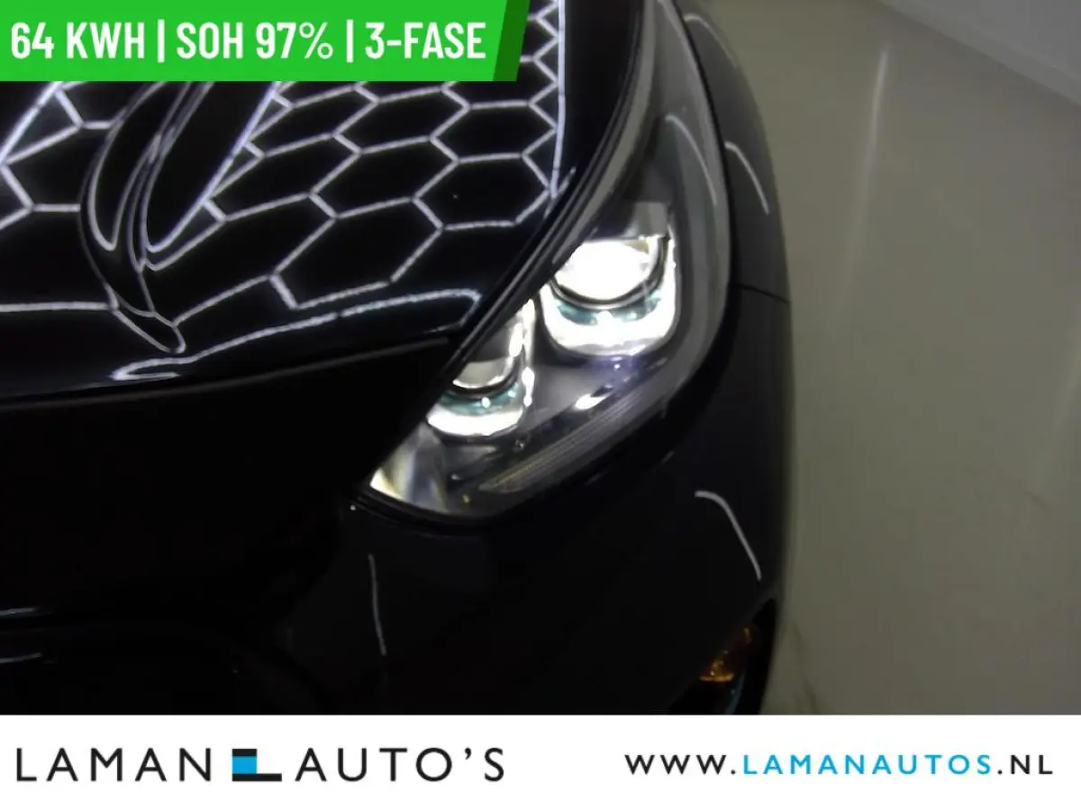 DynamicPlusLine 64 kWh | SOH 97% | 3-fase | Open dak CarPlay ECC Nav ACC 17" LMV LED Camera Metallic | EV Voorschoten