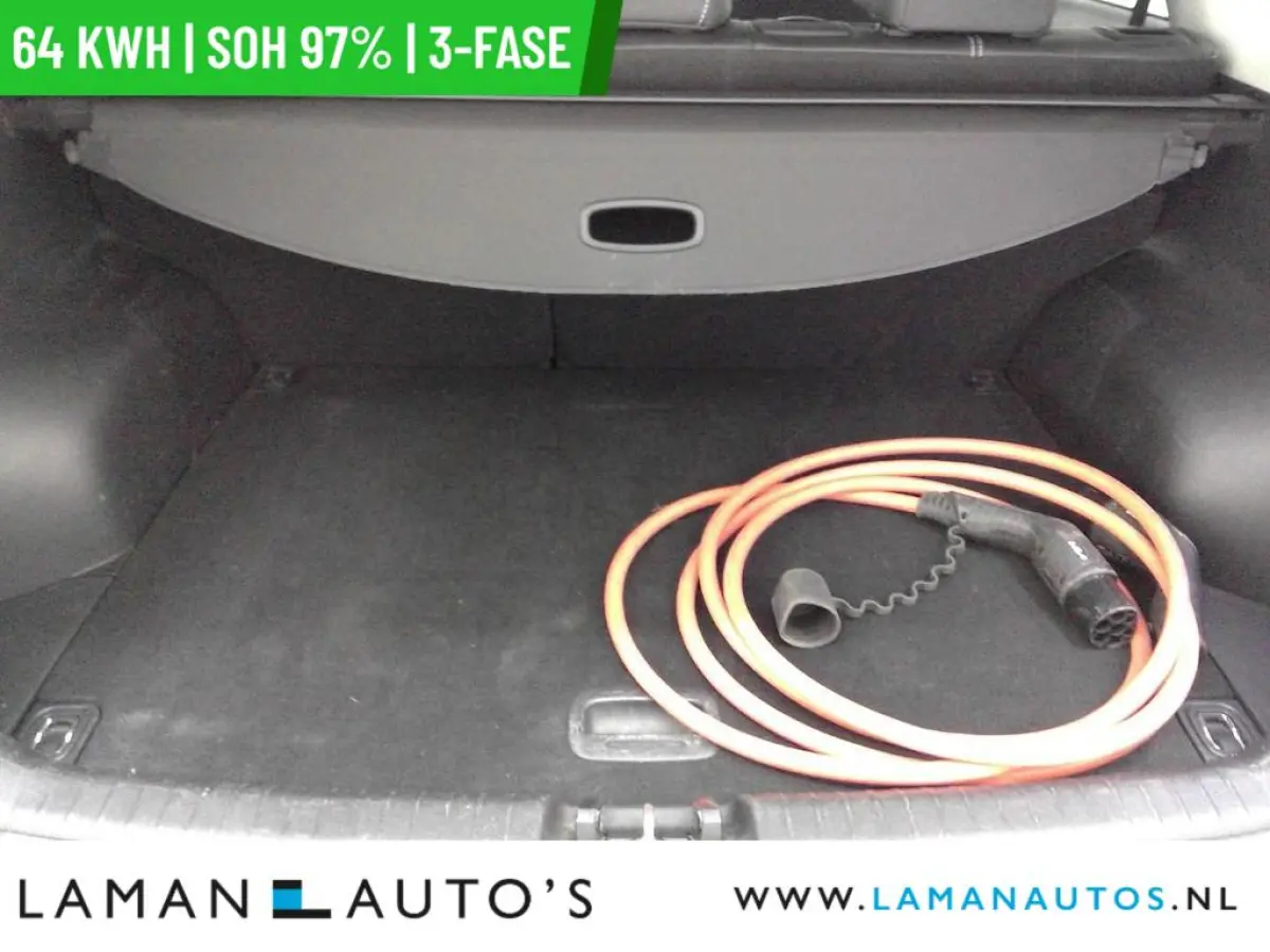 DynamicPlusLine 64 kWh | SOH 97% | 3-fase | Open dak CarPlay ECC Nav ACC 17" LMV LED Camera Metallic | EV Voorschoten