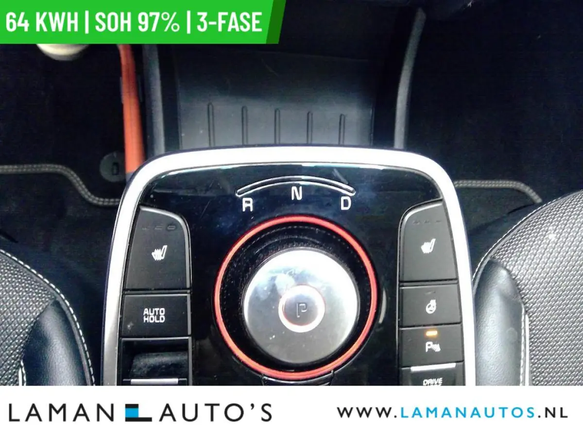 DynamicPlusLine 64 kWh | SOH 97% | 3-fase | Open dak CarPlay ECC Nav ACC 17" LMV LED Camera Metallic | EV Voorschoten