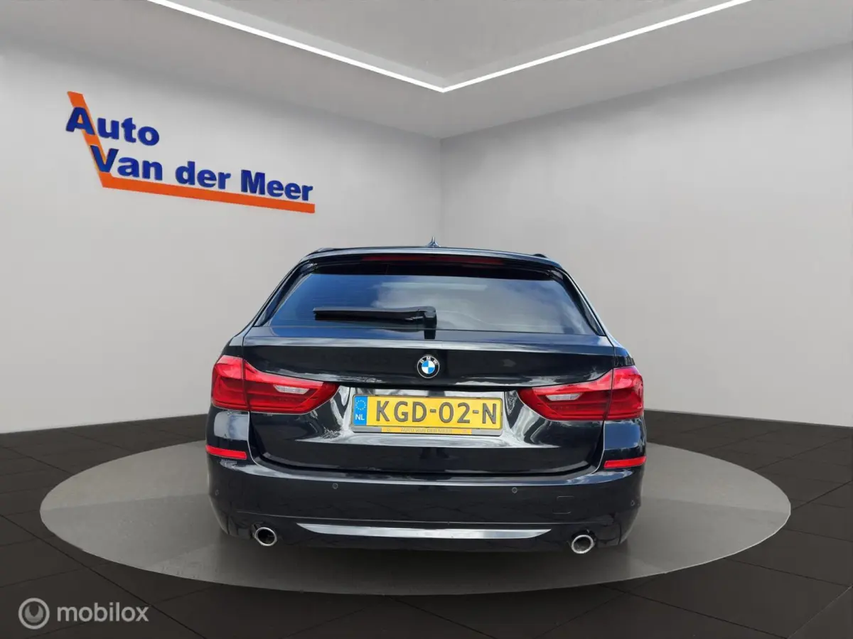 530i xDrive / Panoramadak / M-sport