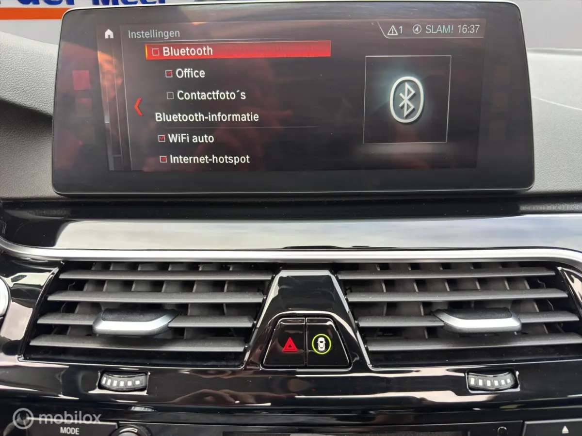 530i xDrive / Panoramadak / M-sport