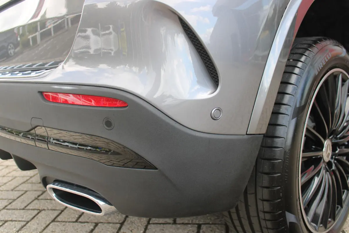 250 e AMG Line | PANORAMISCH SCHUIF/KANTEL DAK | SFEER VERLICHTING | ELEKTRISCH BEDIENBARE VOORSTOELEN MET GEHEUGENFUNCTIE EN "ZITKINEMATICA" | DRAADLOZE APPLE CARPLAY/ANDROID AUTO | NIGHT P