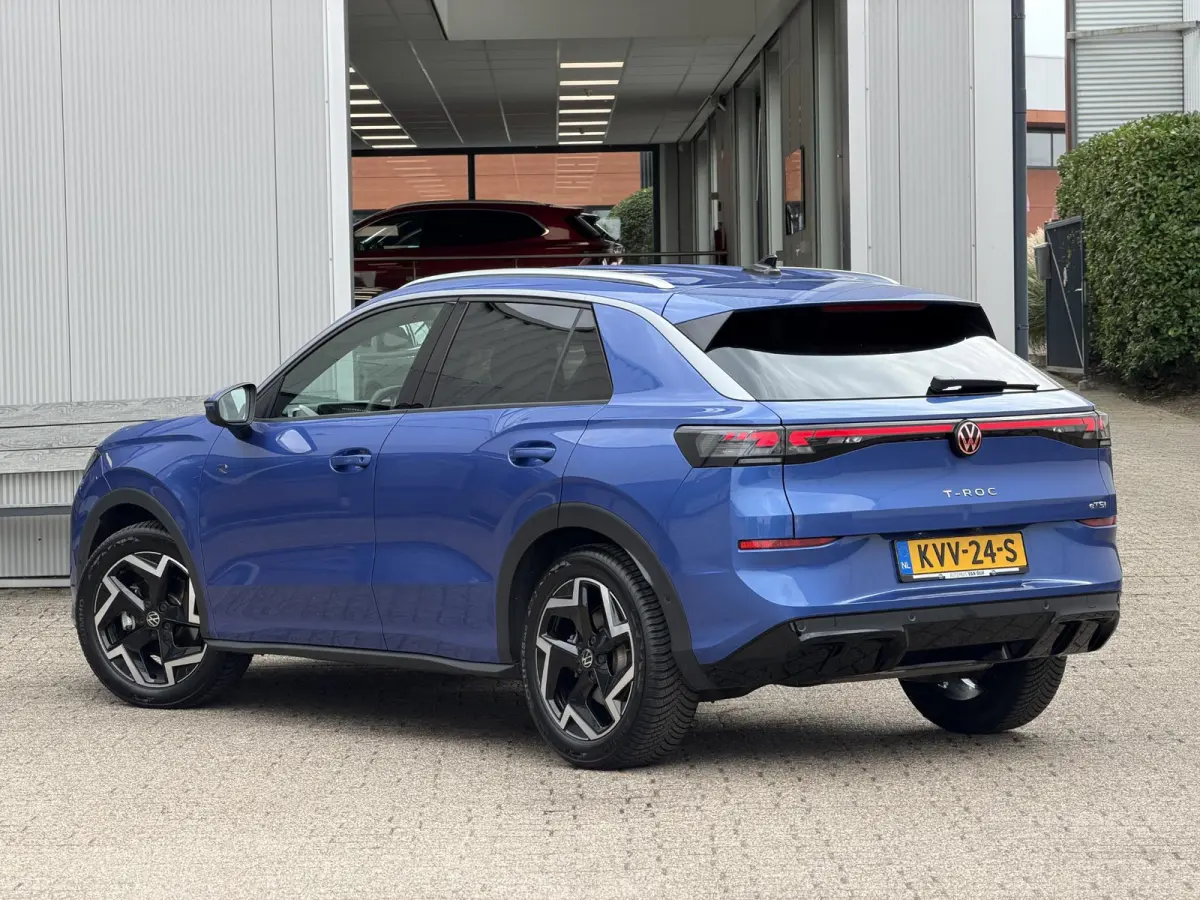 1.5 eTsi R-Line Style First Edition | IQ LED/Adapt.Cruise/Stuur- en stoelverwarming