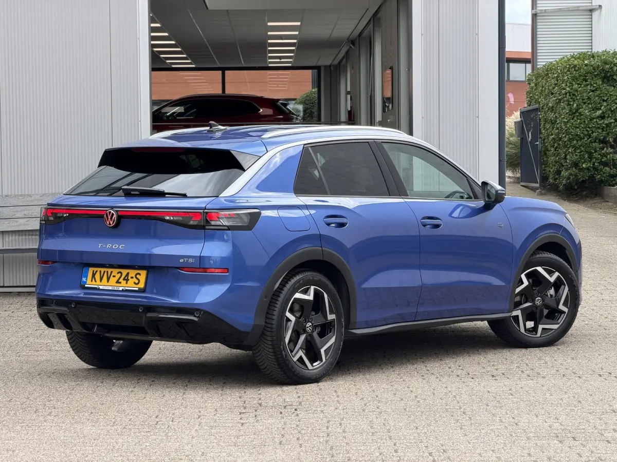 1.5 eTsi R-Line Style First Edition | IQ LED/Adapt.Cruise/Stuur- en stoelverwarming