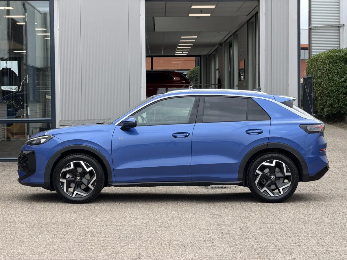 1.5 eTsi R-Line Style First Edition | IQ LED/Adapt.Cruise/Stuur- en stoelverwarming
