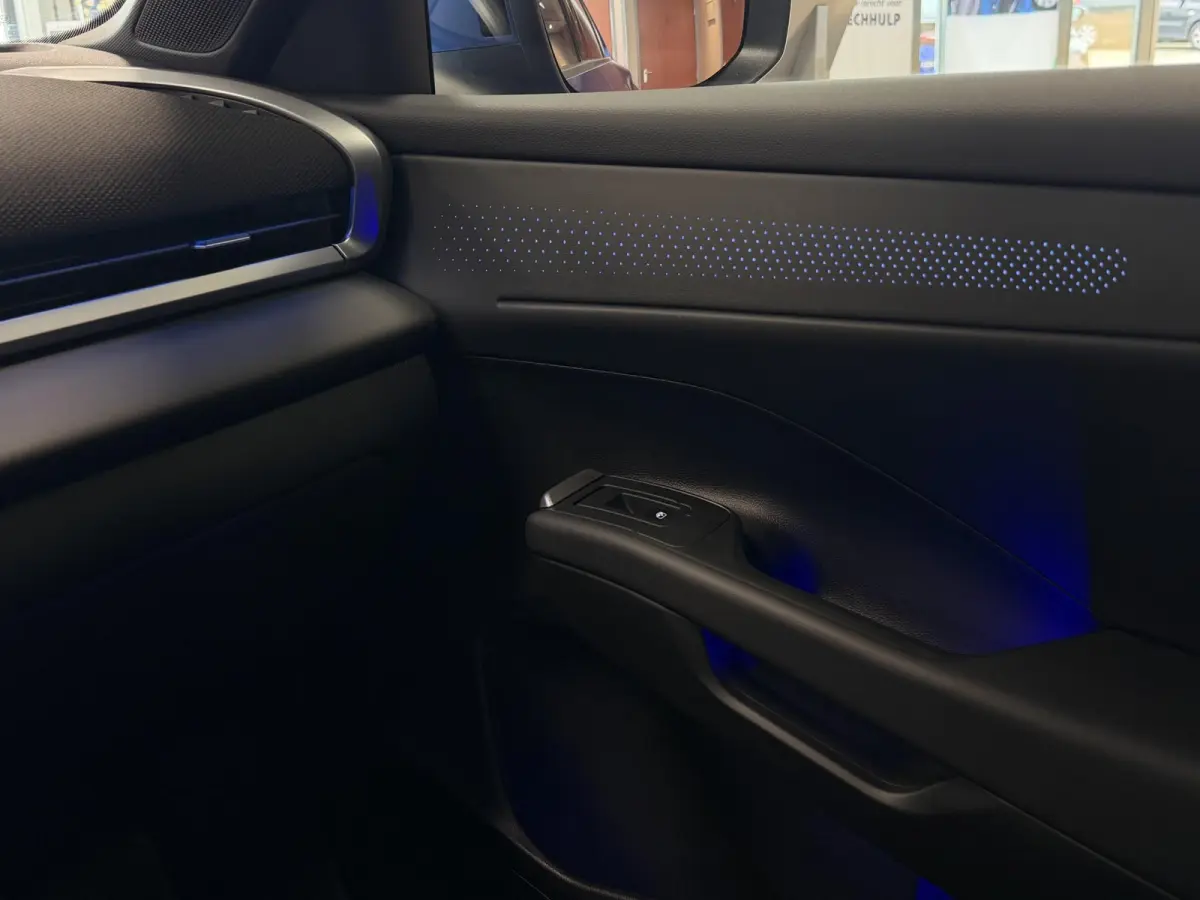1.5 eTsi R-Line Style First Edition | IQ LED/Adapt.Cruise/Stuur- en stoelverwarming