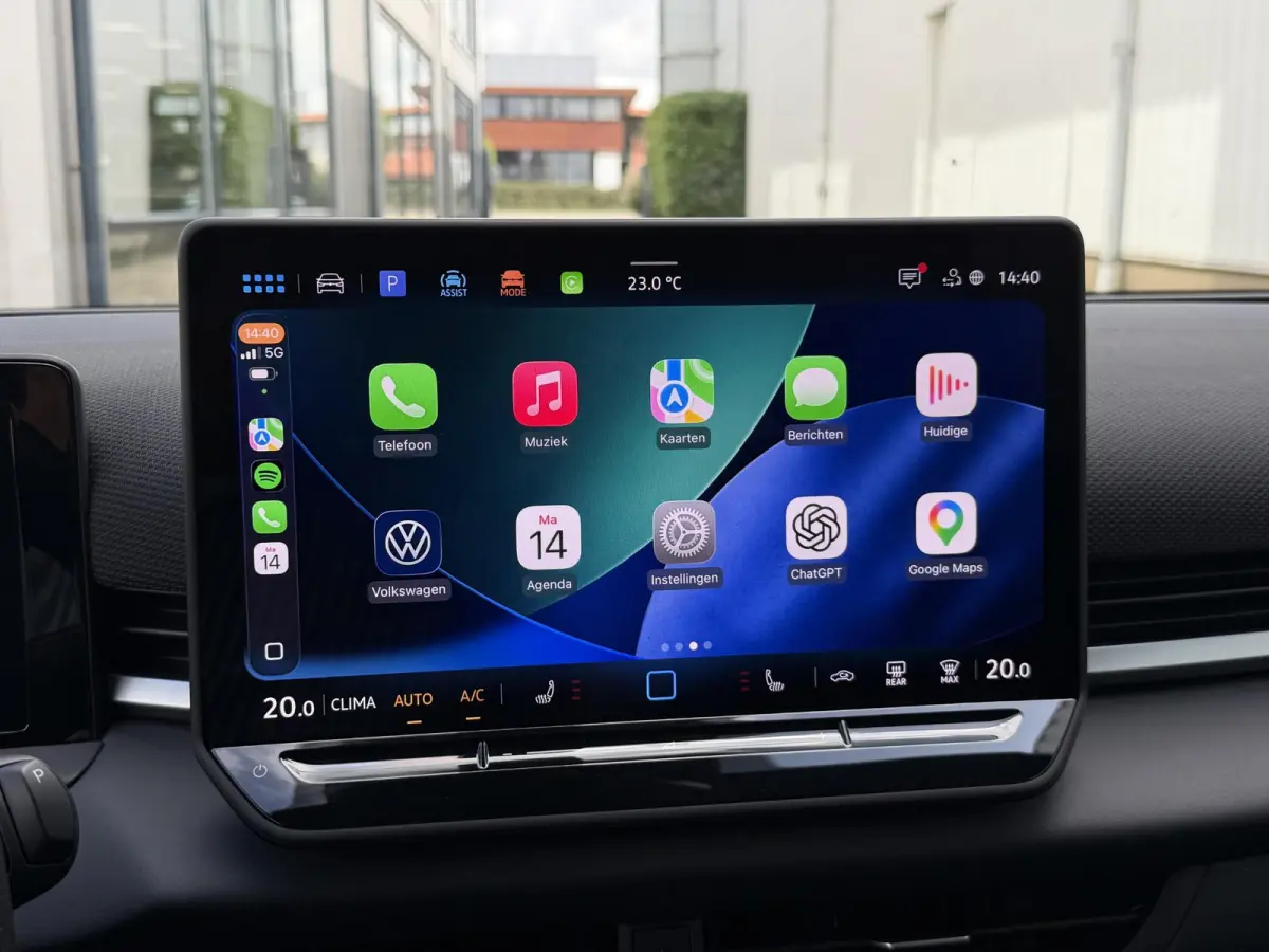 1.5 eTsi R-Line Style First Edition | IQ LED/Adapt.Cruise/Stuur- en stoelverwarming
