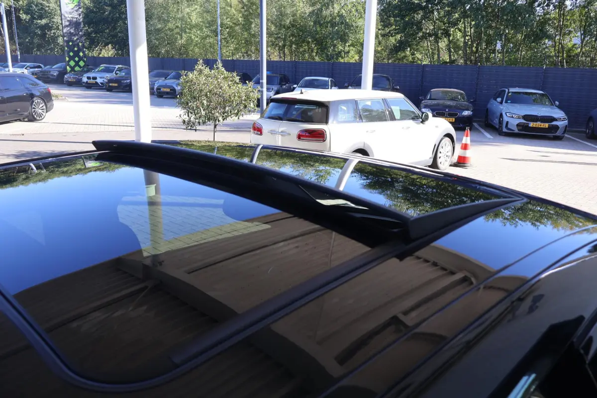 xDrive20i High Executive Edition | M Sport | Driving Assistant Plus | Trekhaak | HiFi | Panoramadak