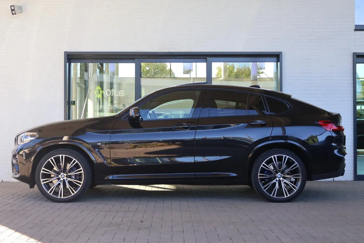 xDrive20i High Executive Edition | M Sport | Driving Assistant Plus | Trekhaak | HiFi | Panoramadak