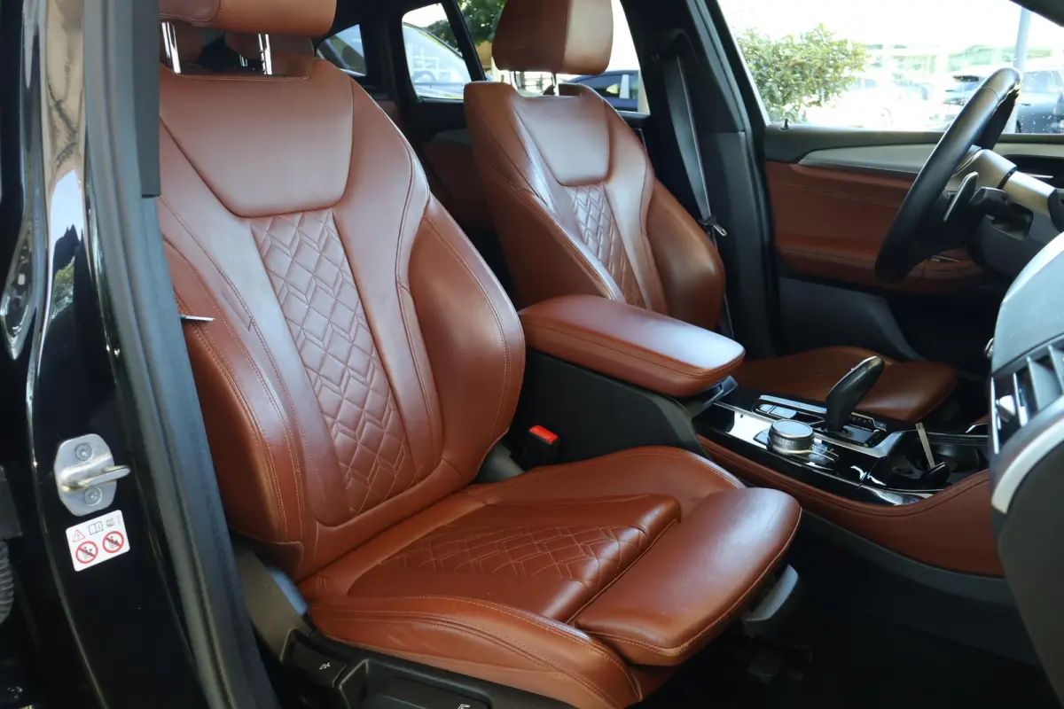 xDrive20i High Executive Edition | M Sport | Driving Assistant Plus | Trekhaak | HiFi | Panoramadak