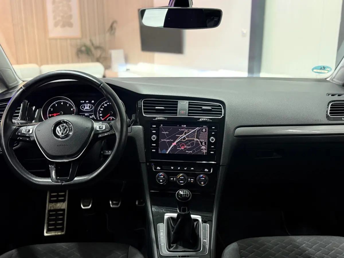 1.0 TSI Highline LPG | Navi |Camera| Climatronic |PDC| Adaptive Cruise | Dynamische LED