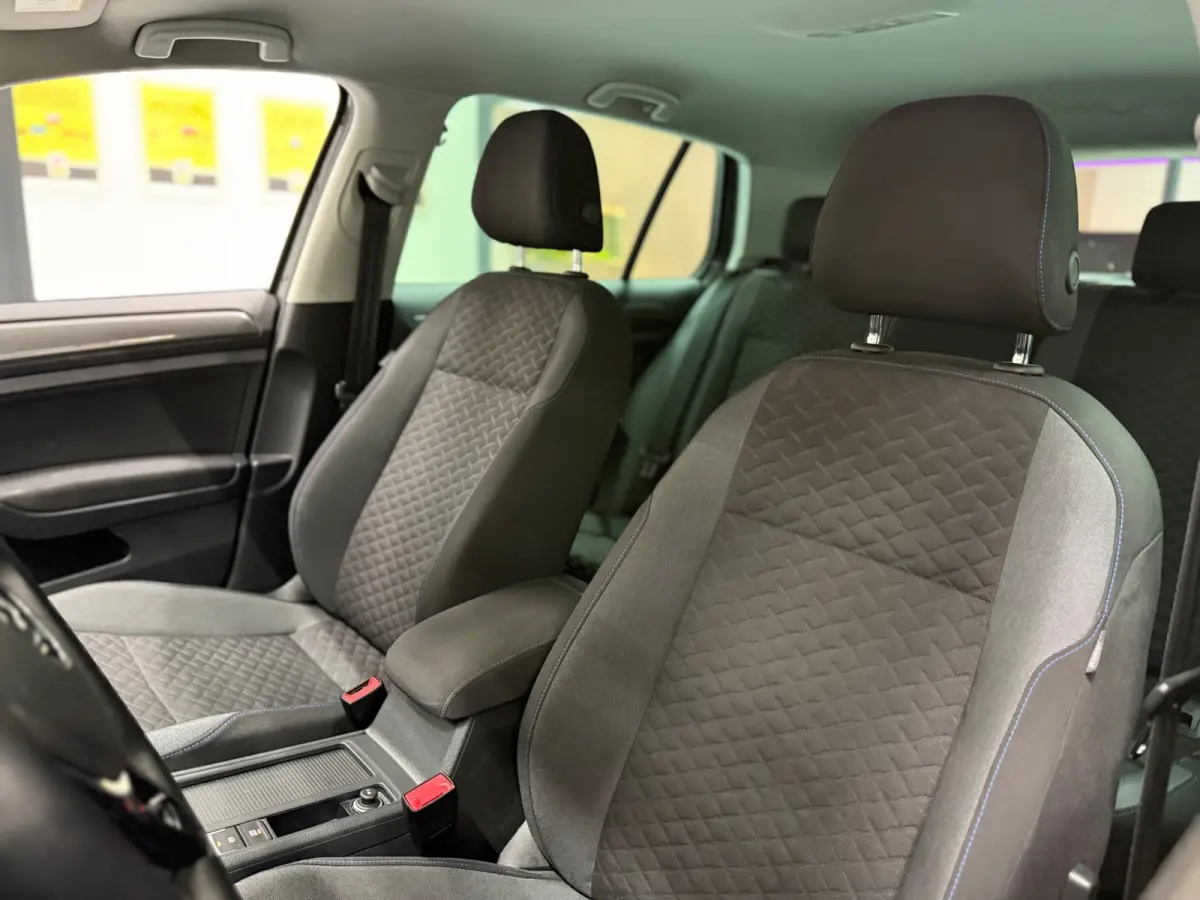 1.0 TSI Highline LPG | Navi |Camera| Climatronic |PDC| Adaptive Cruise | Dynamische LED