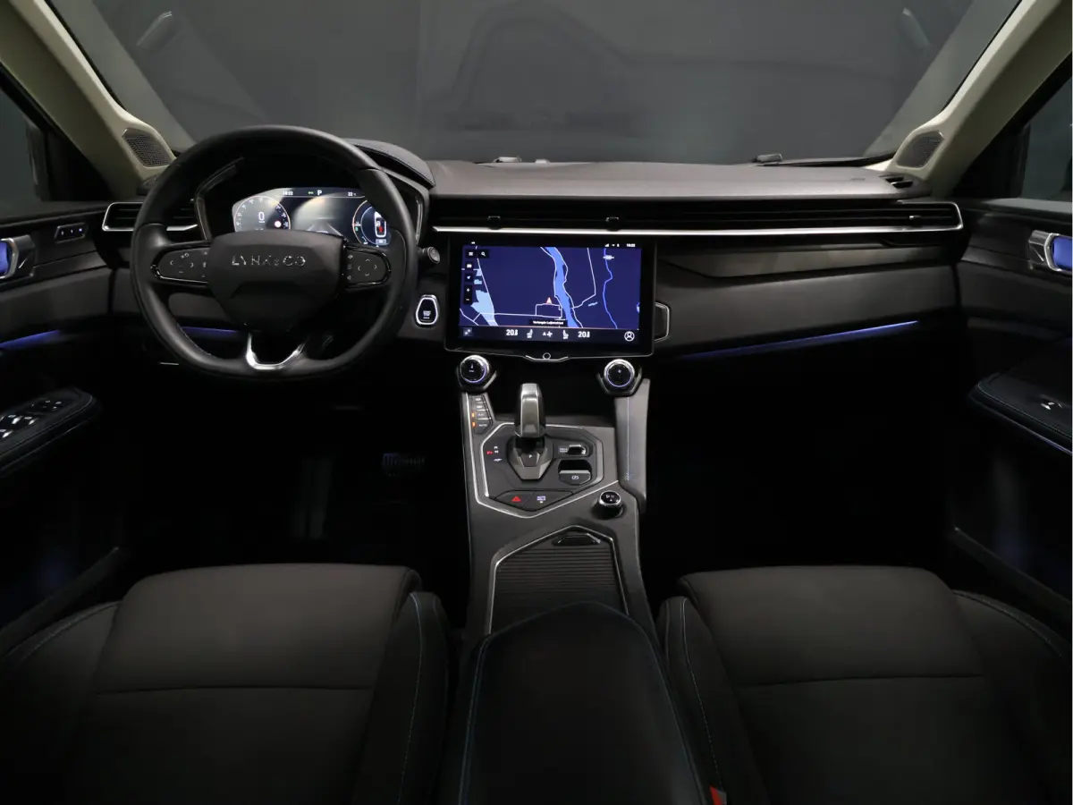 1.5 [SCHUIFKANTELDAK, TREKHAAK, APPLE CARPLAY, ANDROID, CRUISE CONTROL, MEMORY SEATS, INFINTY SOUNDSYSTEEM, DIGITAL DASH, PDC V+A, CAMERA, ELEKTRISCHE ACHTERKLEP, LED, BLUETOOTH, NIEUWSTAAT]