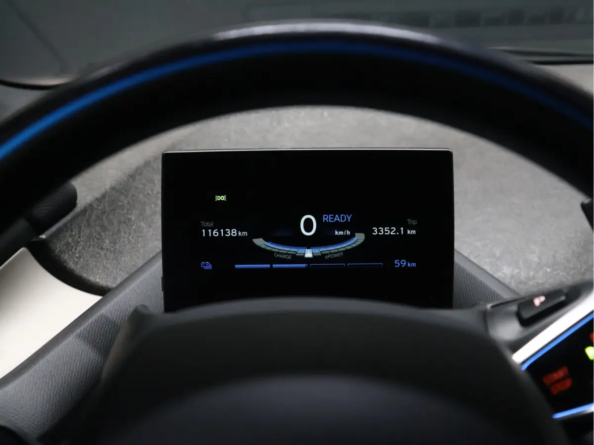 Basis Comfort 22 kWh [CRUISE CONTROL, STOELVERWARMING, PDC A, BLUETOOTH, CLIMATE CONTROL, NAVIGATIE, RADIO, NIEUWSTAAT]