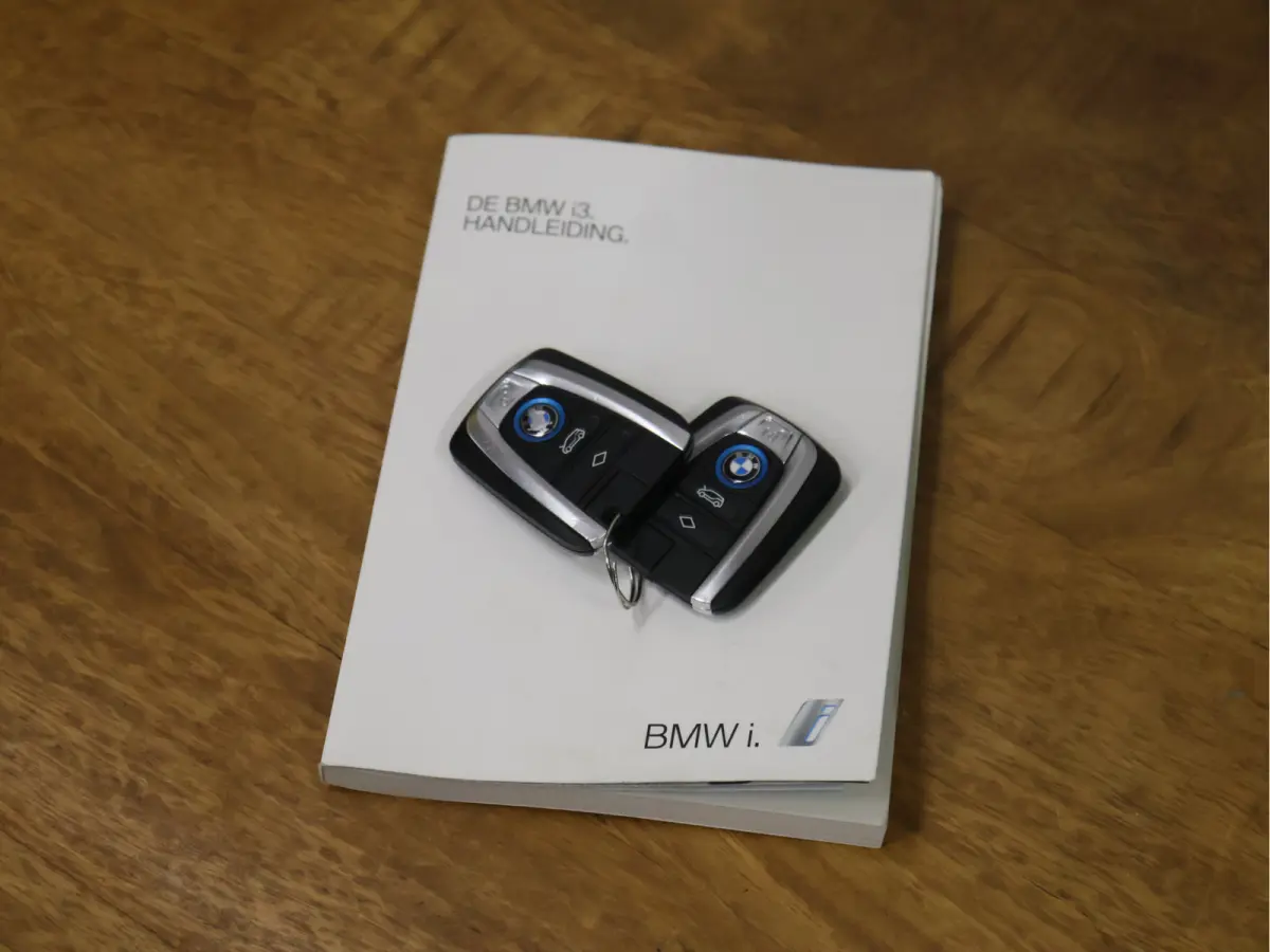 Basis Comfort 22 kWh [CRUISE CONTROL, STOELVERWARMING, PDC A, BLUETOOTH, CLIMATE CONTROL, NAVIGATIE, RADIO, NIEUWSTAAT]