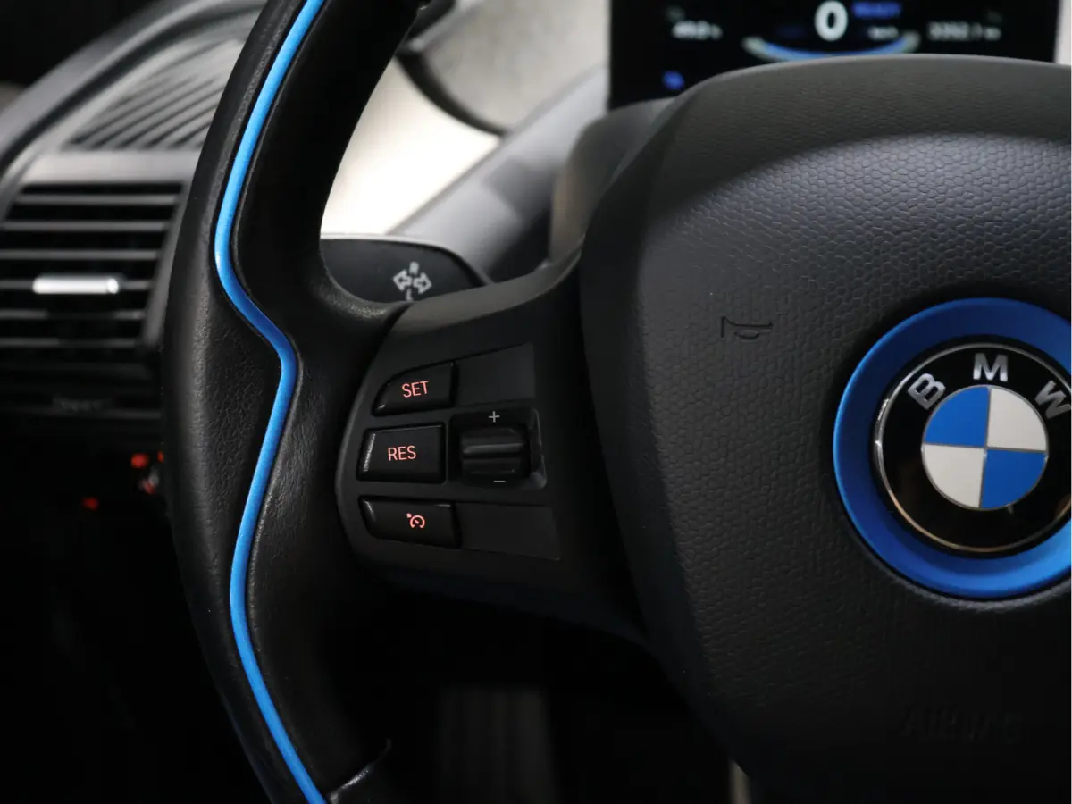 Basis Comfort 22 kWh [CRUISE CONTROL, STOELVERWARMING, PDC A, BLUETOOTH, CLIMATE CONTROL, NAVIGATIE, RADIO, NIEUWSTAAT]