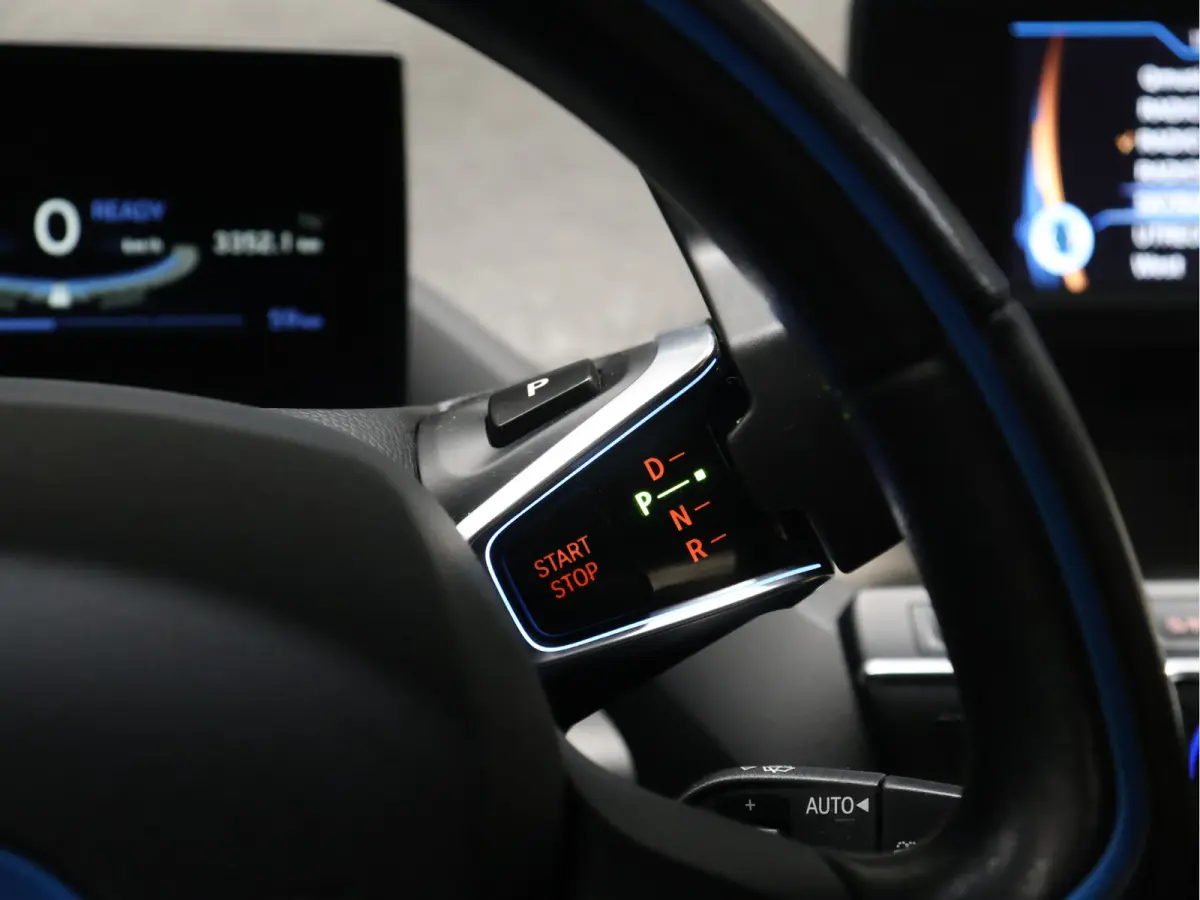 Basis Comfort 22 kWh [CRUISE CONTROL, STOELVERWARMING, PDC A, BLUETOOTH, CLIMATE CONTROL, NAVIGATIE, RADIO, NIEUWSTAAT]