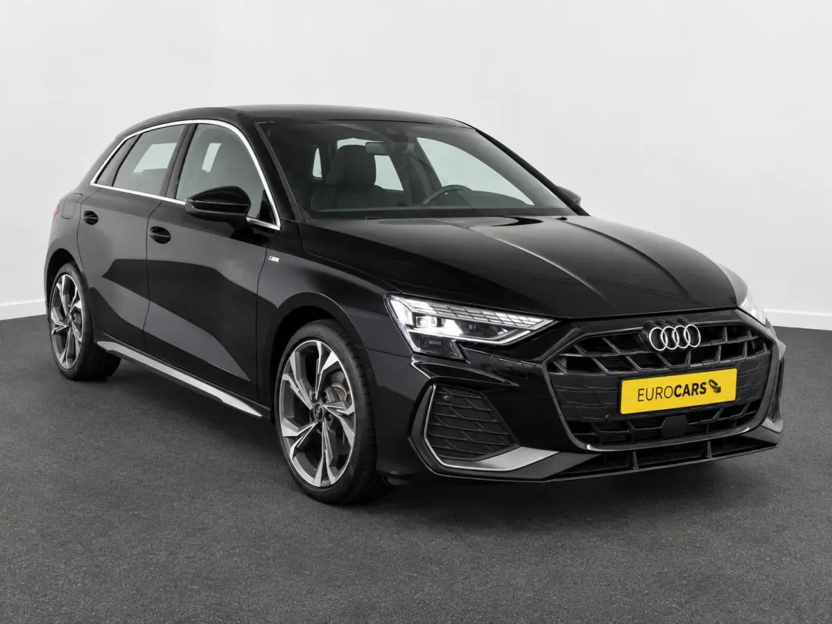 40 TFSI e 204pk Automaat S-Line edition Comfort pakket Plus Lichtmetalen Velgen 18" Matrix Led Parkeer sensoren Camera Cruise Control Adaptive Navigatie Apple Carplay/Android Auto