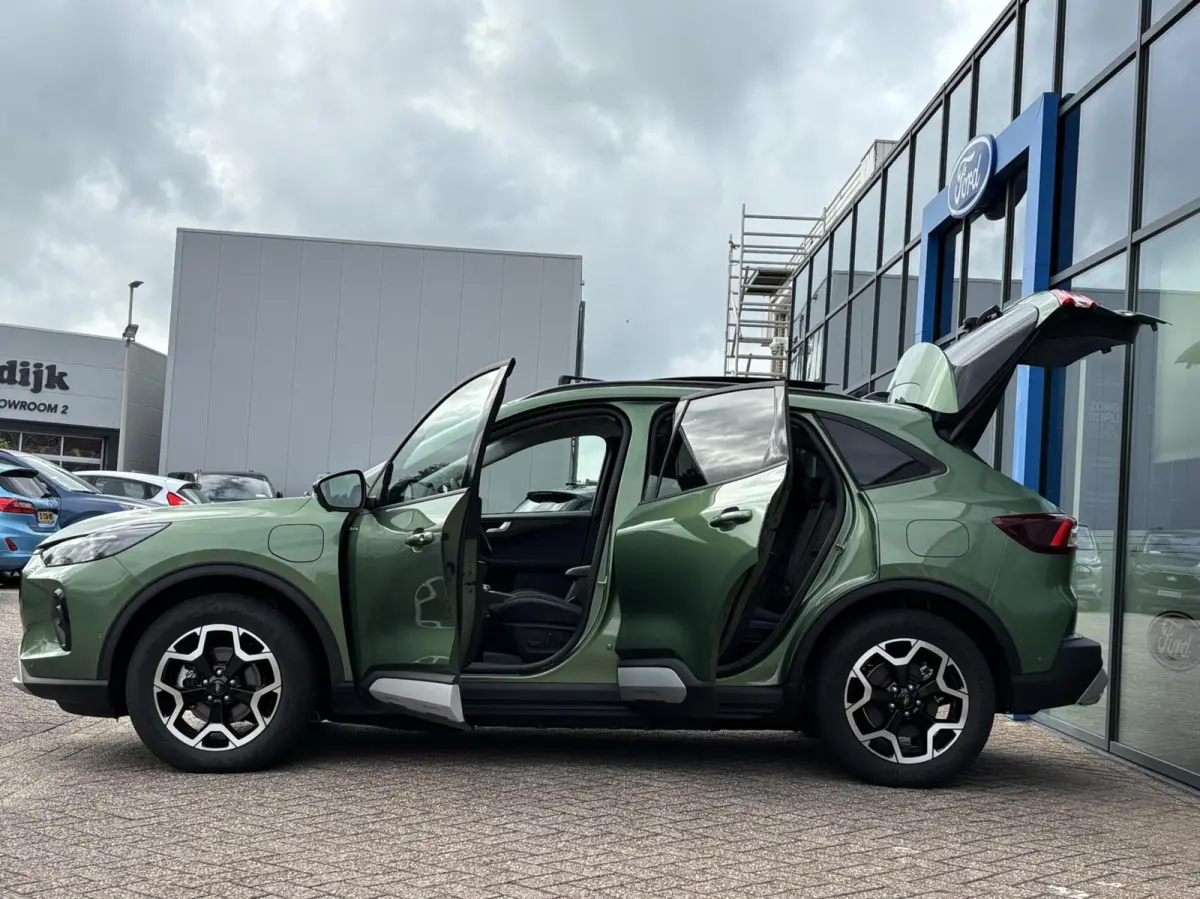 2.5 PHEV Active X 243PK Afn. Trekhaak Panodak Winterpack Matrix-LED 360-Camera B&O AGR-Stoelen Navi Carplay Keyless Climate Privacy Glass *Full-Options*