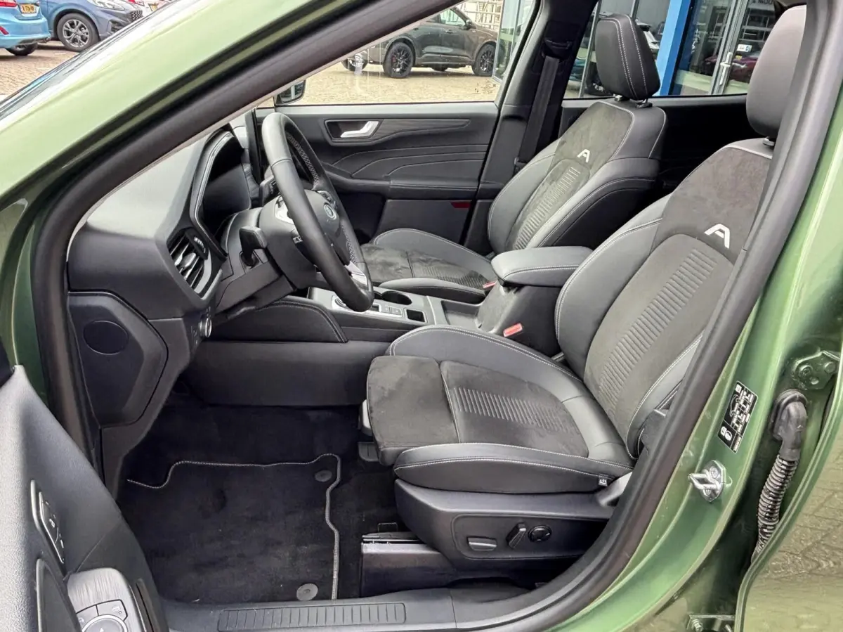 2.5 PHEV Active X 243PK Afn. Trekhaak Panodak Winterpack Matrix-LED 360-Camera B&O AGR-Stoelen Navi Carplay Keyless Climate Privacy Glass *Full-Options*