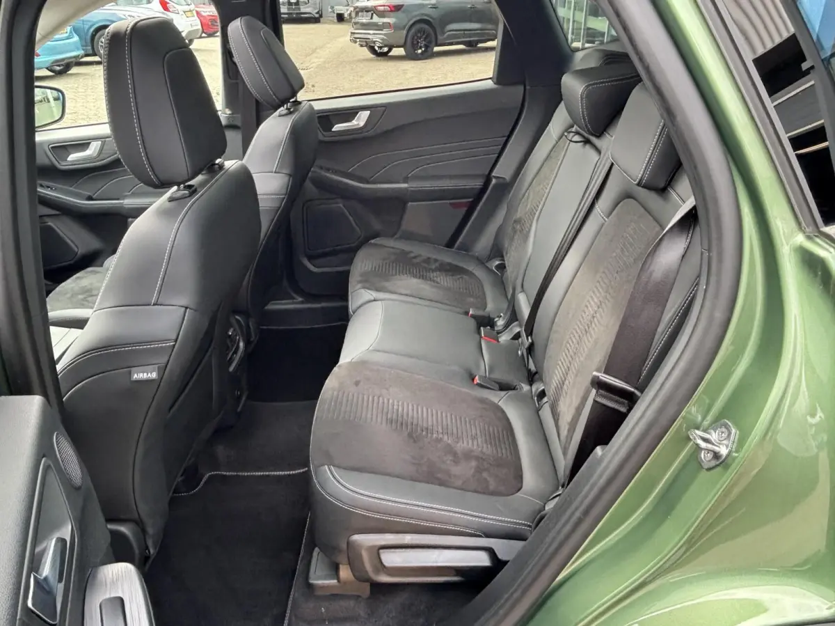 2.5 PHEV Active X 243PK Afn. Trekhaak Panodak Winterpack Matrix-LED 360-Camera B&O AGR-Stoelen Navi Carplay Keyless Climate Privacy Glass *Full-Options*