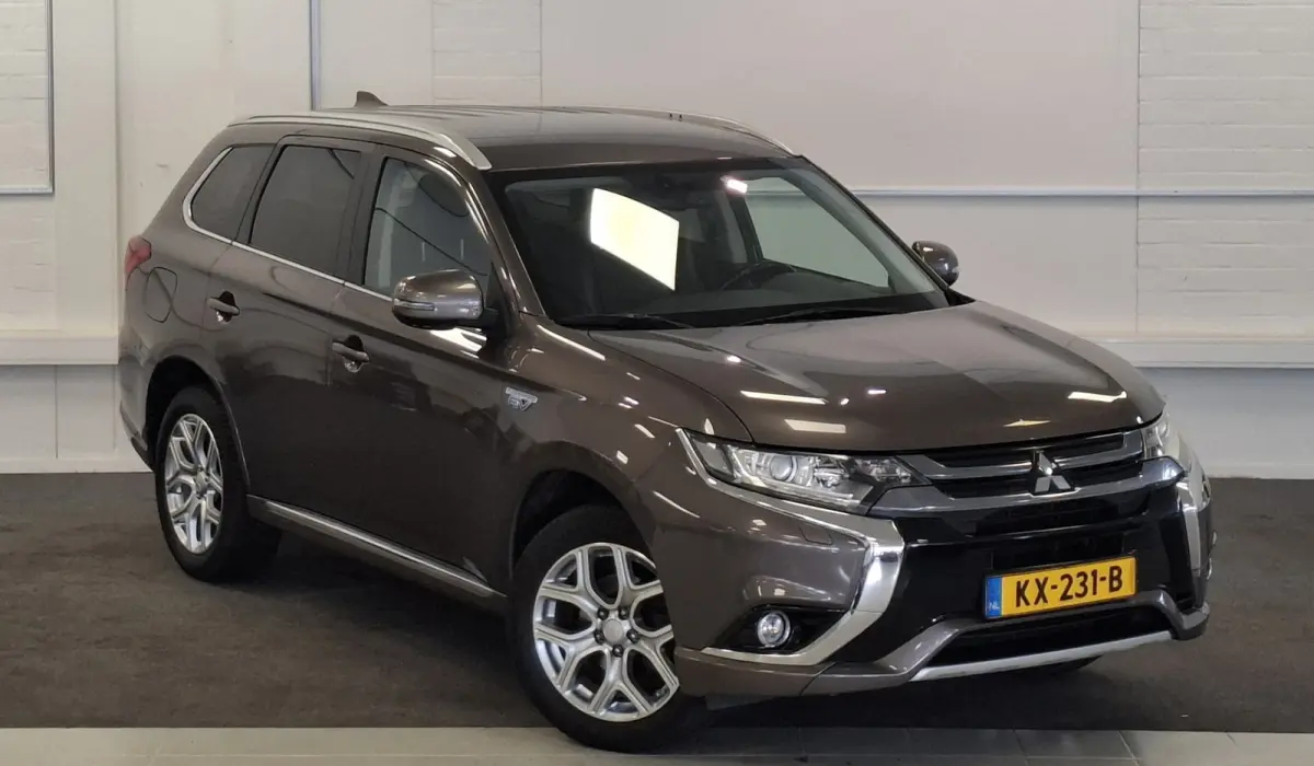 2.0 PHEV Business Edition Trekhaak 100% Dealer onderhouden Allseason banden Mooi!
