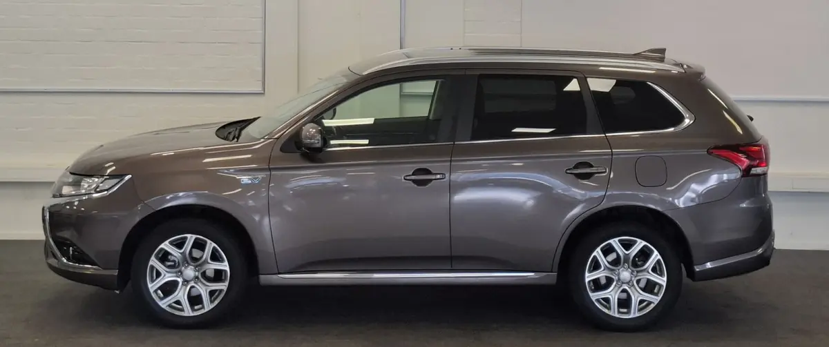2.0 PHEV Business Edition Trekhaak 100% Dealer onderhouden Allseason banden Mooi!