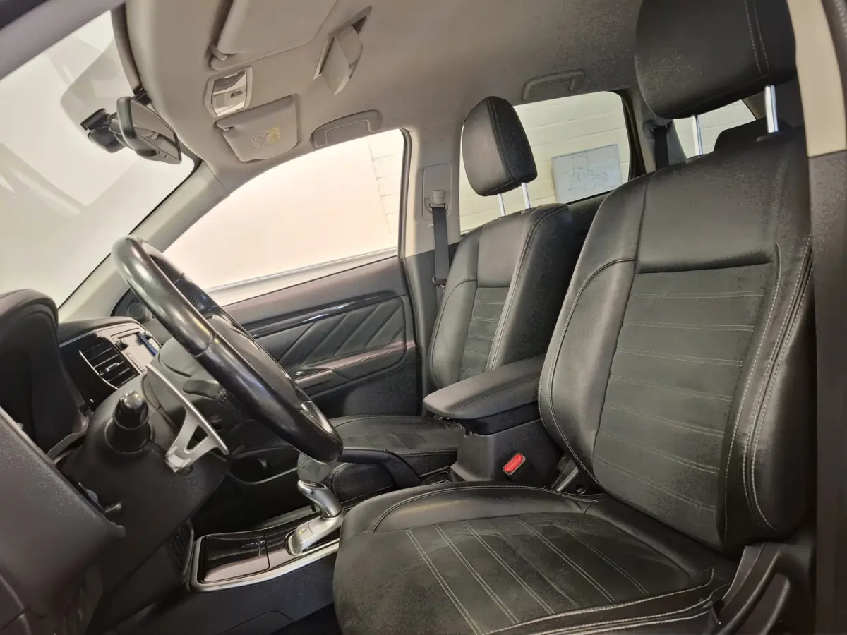 2.0 PHEV Business Edition Trekhaak 100% Dealer onderhouden Allseason banden Mooi!