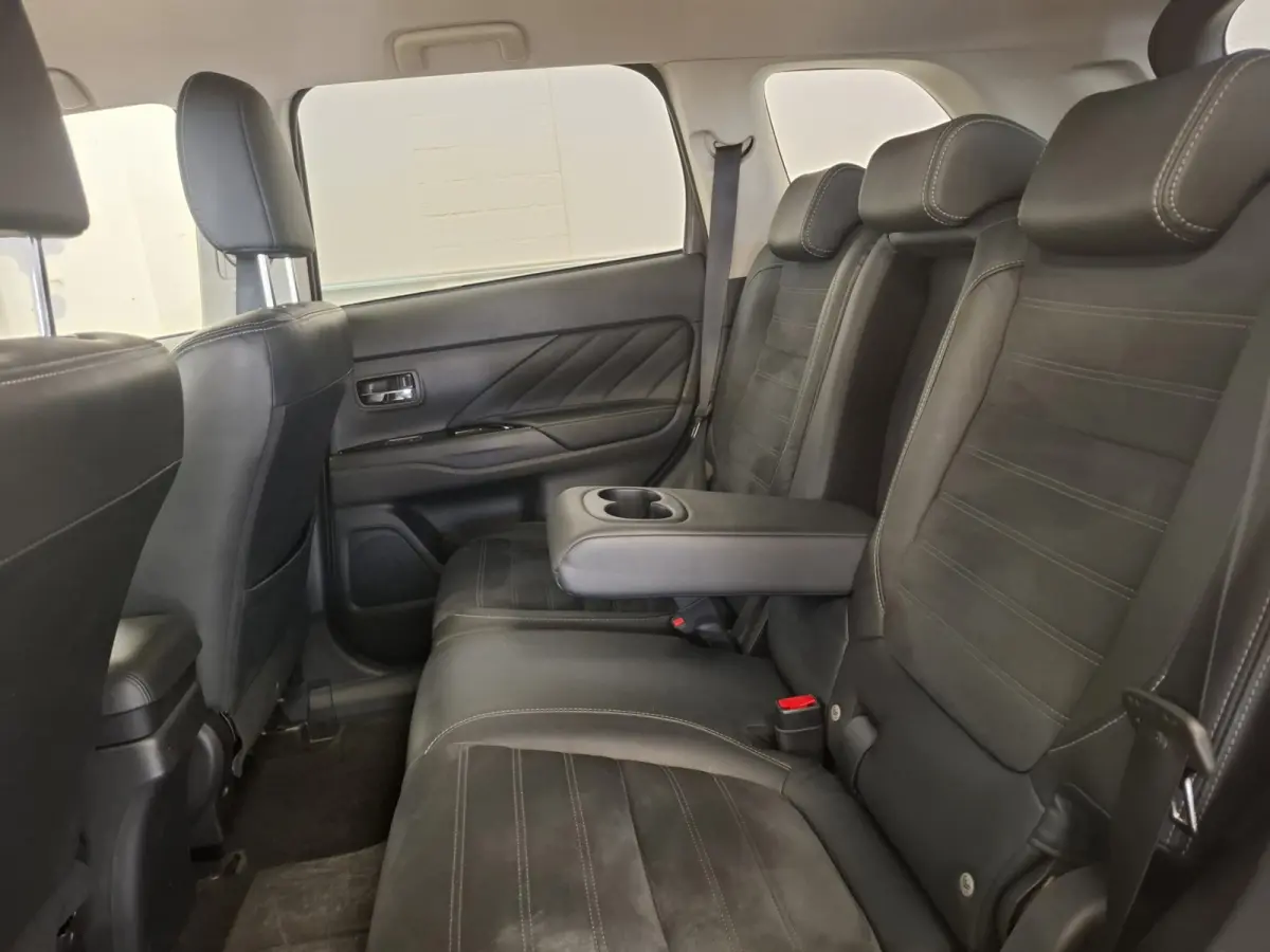 2.0 PHEV Business Edition Trekhaak 100% Dealer onderhouden Allseason banden Mooi!