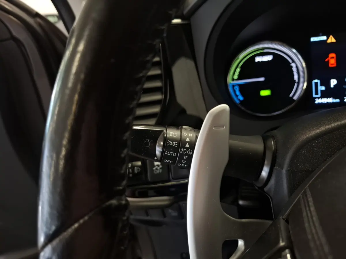 2.0 PHEV Business Edition Trekhaak 100% Dealer onderhouden Allseason banden Mooi!