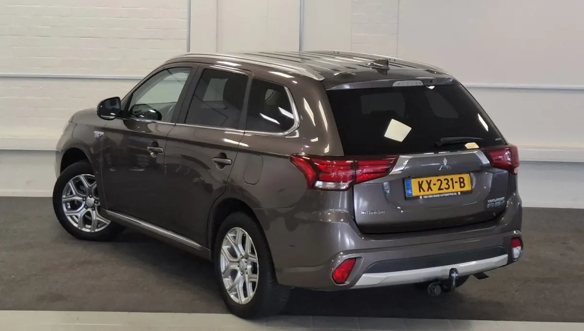 2.0 PHEV Business Edition Trekhaak 100% Dealer onderhouden Allseason banden Mooi!