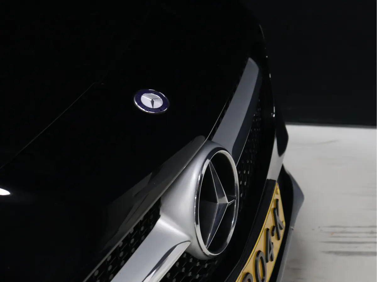 180 Ambition [CRUISE CONTROL, PDC V+A, NAVIGATIE, BLUETOOTH, AIRCO, RADIO, LED, LEDER, NIEUWSTAAT]