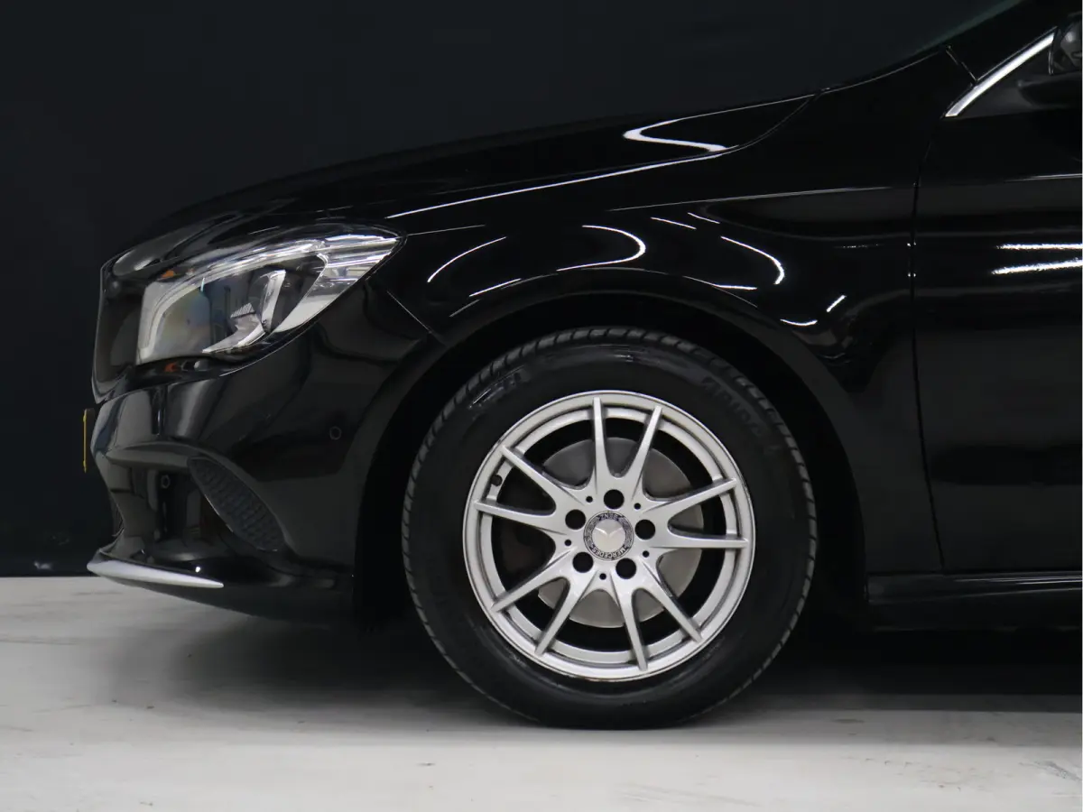 180 Ambition [CRUISE CONTROL, PDC V+A, NAVIGATIE, BLUETOOTH, AIRCO, RADIO, LED, LEDER, NIEUWSTAAT]