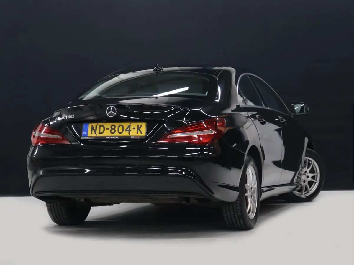 180 Ambition [CRUISE CONTROL, PDC V+A, NAVIGATIE, BLUETOOTH, AIRCO, RADIO, LED, LEDER, NIEUWSTAAT]