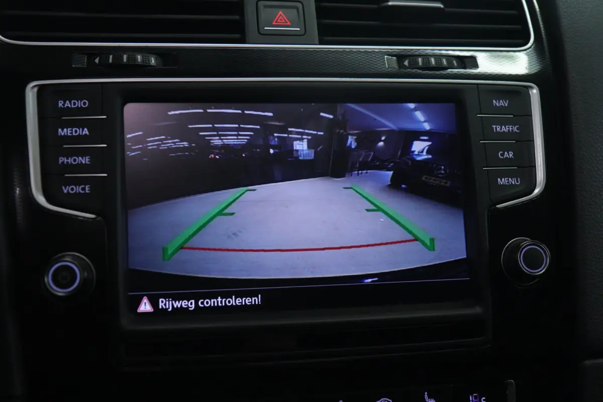 2.0 TSI GTI Performance PANO/CARPLAY/STOELVER/CAM/DCC/VOL