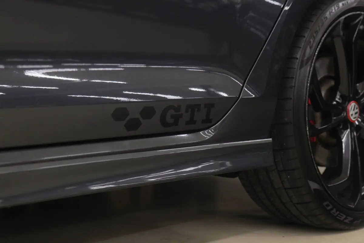 2.0 TSI GTI Performance PANO/CARPLAY/STOELVER/CAM/DCC/VOL
