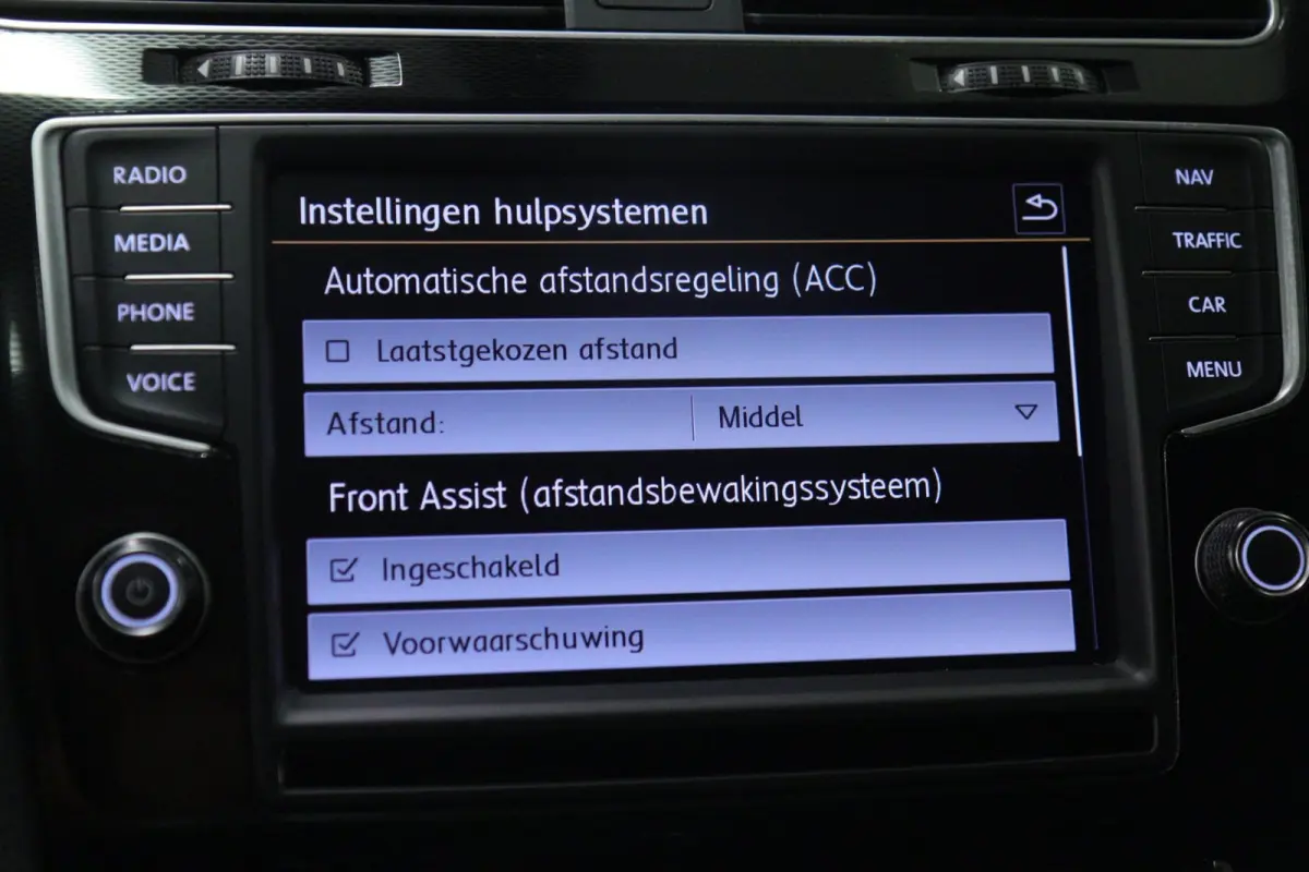2.0 TSI GTI Performance PANO/CARPLAY/STOELVER/CAM/DCC/VOL