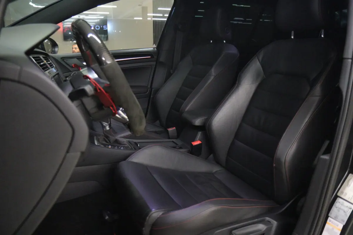 2.0 TSI GTI Performance PANO/CARPLAY/STOELVER/CAM/DCC/VOL