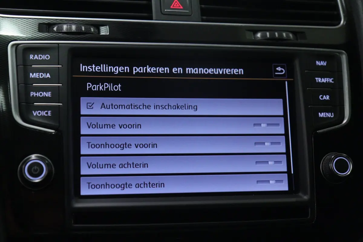 2.0 TSI GTI Performance PANO/CARPLAY/STOELVER/CAM/DCC/VOL