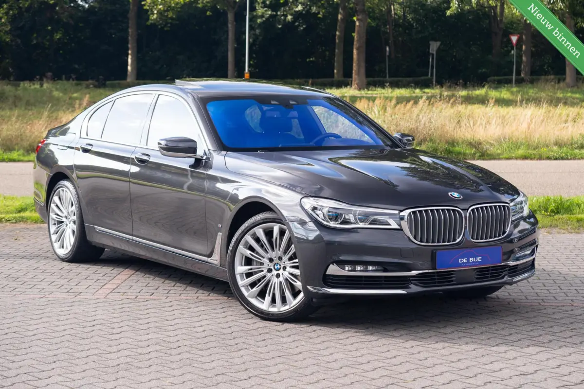750i 4.4 V8 xDrive M-Sport|2e Eig|AchterasBesturing|Bowers & Wilkins|Massage|SoftClose|Trekhaak|CarPlay|Laser|Dealer Onderhouden