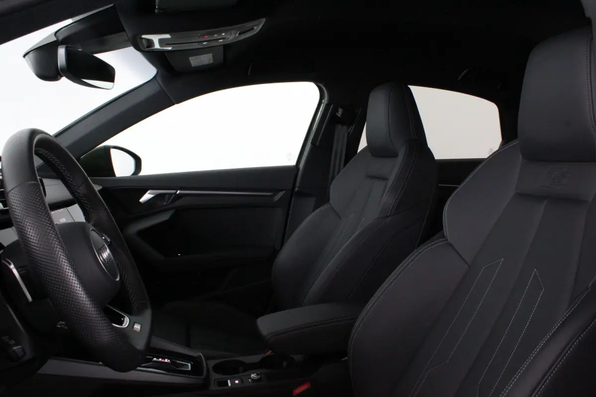 30TFSI MHEV S line Sport Edition > District Green/Leer/Full S line/18inch/ACC...